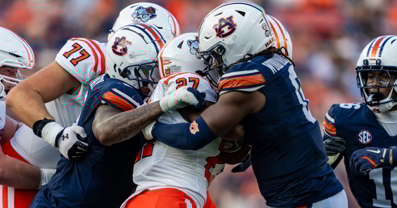 Robert Woodyard (Photo by Matt Rudolph/AuburnSports)