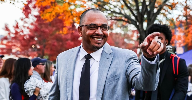 UVa coach Tony Elliott