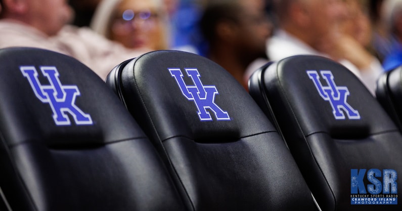 kentucky-falls-ap-coaches-poll-top-25-rankings-michigan-state-loss