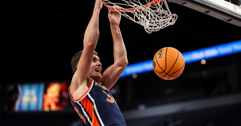 Filip Jovic (Photo by Auburn Athletics)