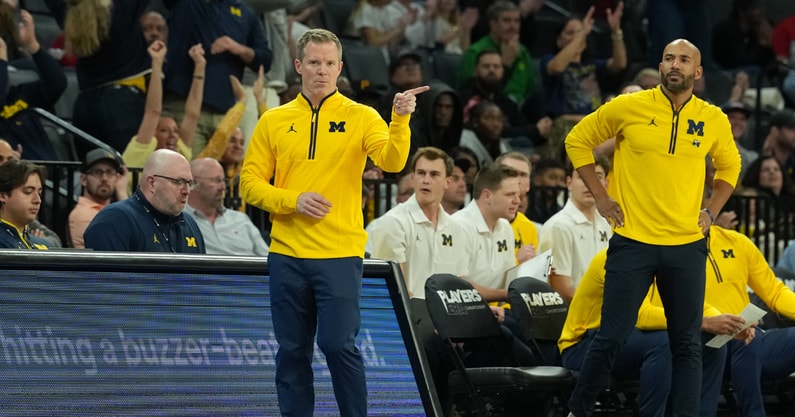 Michigan Wolverines basketball head coach Dusty May has his team humming. (Photo by Kirby Lee-Imagn Images)