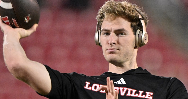 Louisville QB Miller Moss