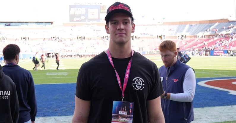 melissa-ot-max-wright-flips-from-texas-to-smu