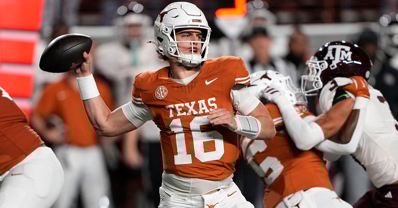 Texas QB Arch Manning in the Lone Star Showdown
