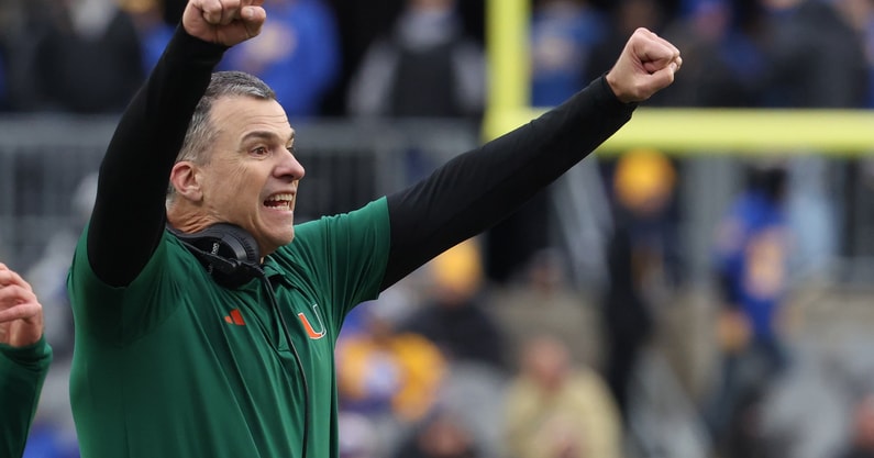 NCAA Football: Miami at Pittsburgh