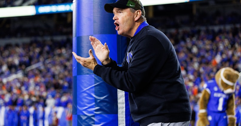 NCAA Football: Florida at Kentucky