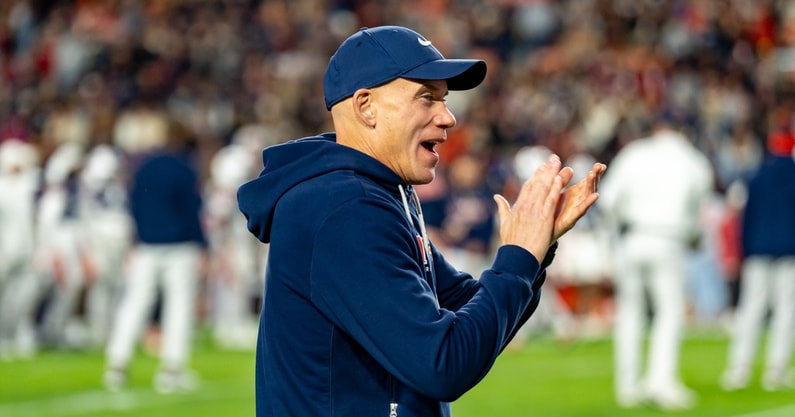 DJ Durkin (Photo by Matt Rudolph/AuburnSports)