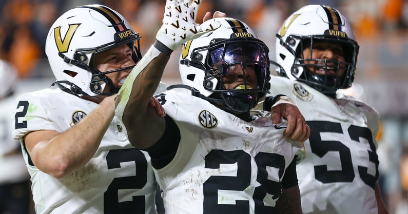 NCAA Football: Vanderbilt at Tennessee