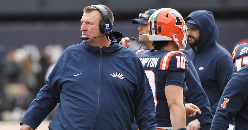 NCAA Football: Rutgers at Illinois