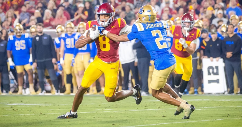 USC Trojans wide receiver Ja'Kobi Lane catches a pass against the UCLA Bruins