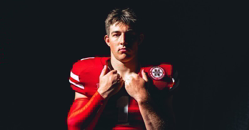 2026 TE Luke Sorensen signs with Nebraska