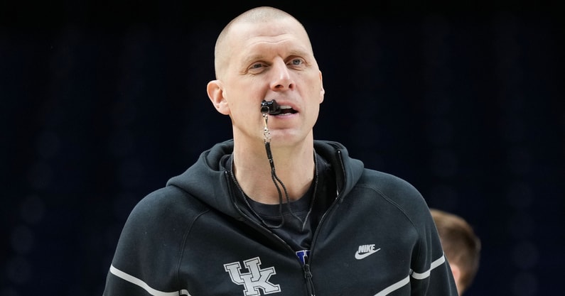 kentucky-gonzaga-loss-mark-pope-reaction-practice-emotional-overhaul
