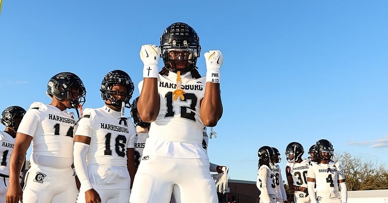 Harrisburg High School 2027 linebacker Rick Brown