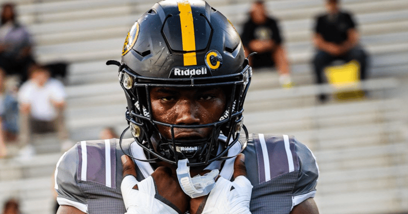 Jayden Travers commits to Nebraska