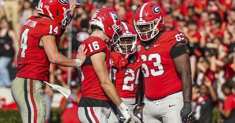 Bo Walker and Dontrell Glover