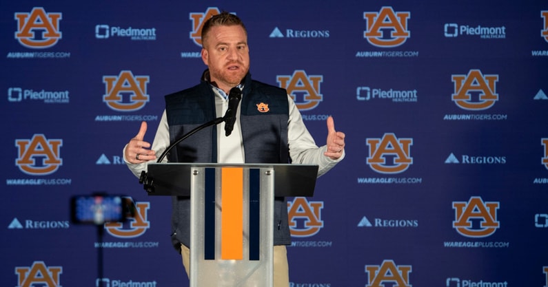 Alex Golesh (Photo by USA Today)