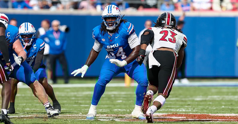 smu-back-on-practice-field-for-holiday-bowl-preparations