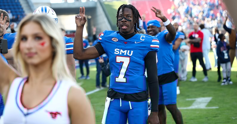smu-qb-kevin-jennings-announces-return-to-mustangs-in-2026