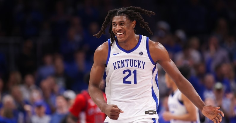 Dec 20, 2025; Atlanta, Georgia, USA; Kentucky Wildcats forward Jayden Quaintance (21) shows emotion against the St. John Red Storm in the second half at State Farm Arena. Mandatory Credit: Brett Davis-Imagn Images