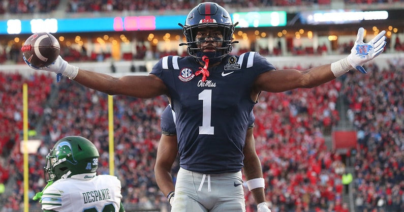 NCAA Football: CFP National Playoff First Round-Game 3-Tulane at Mississippi