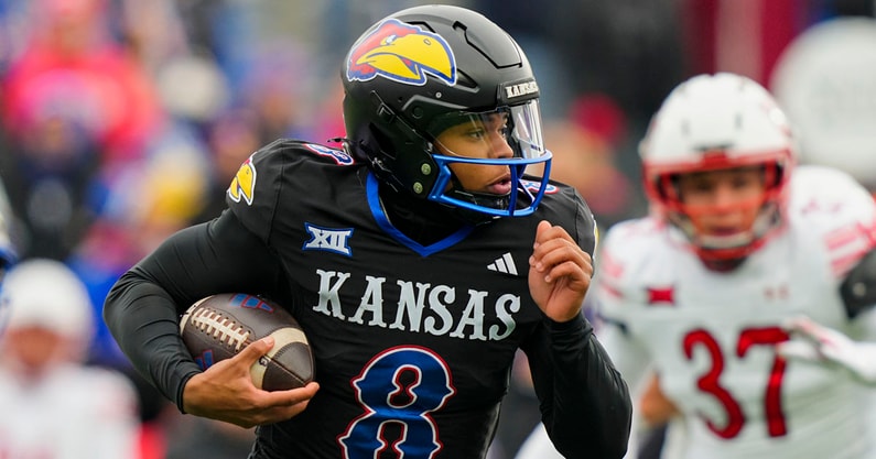 NCAA Football: Utah at Kansas