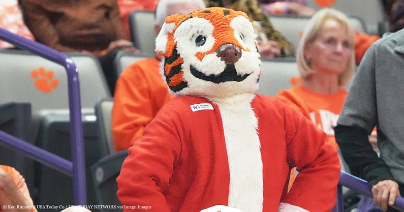 Clemson Santa