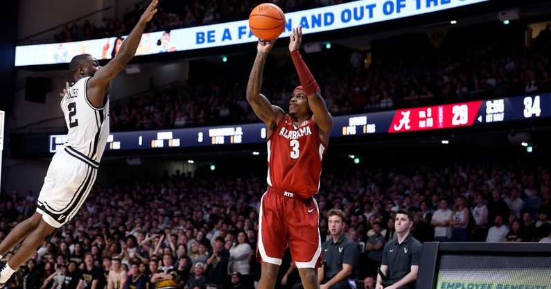 LatrellWrightsellVAN