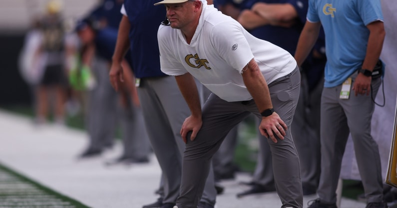 NCAA Football: Temple at Georgia Tech