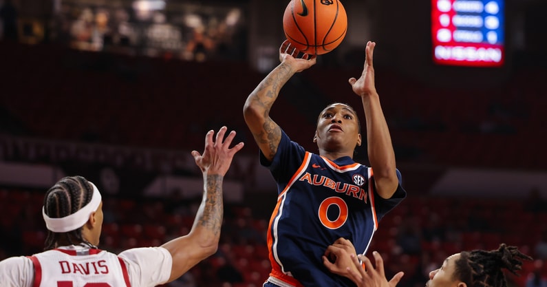 Tahaad Pettiford (Photo by Zach Bland/Auburn U.)
