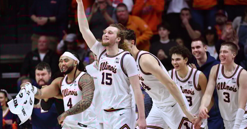 NCAA Basketball: Oregon at Illinois