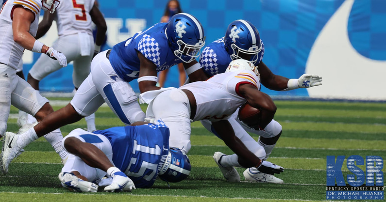 Kentucky-Defense-bring-it-South-Carolina