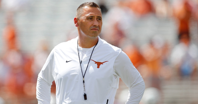 espn-writer-makes-forecasts-texas-future-in-sec-in-week-2-column