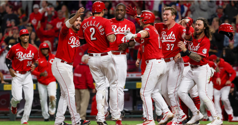 ksreds-cincinnati-reds-take-three-of-four-from-nationals