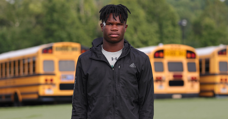 Travis Hunter 1200x630