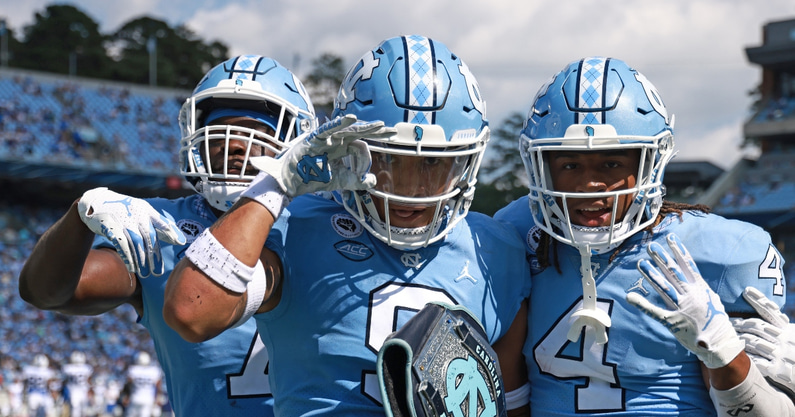 look-north-carolina-tar-heels-celebrates-win-over-duke-blue-devils-style