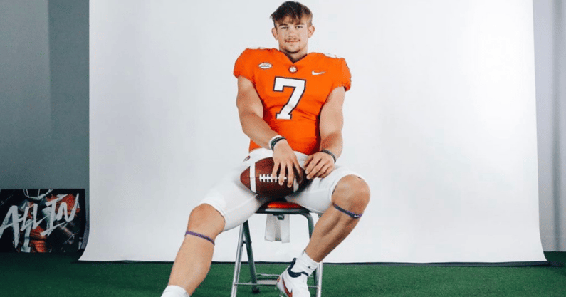 2022 LB Jaren Kanak