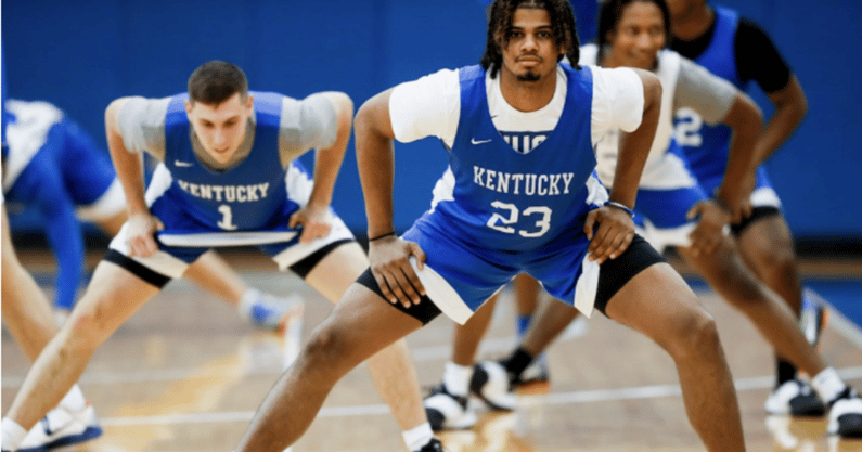 john-calipari-says-bryce-hopkins-dealing-back-strain