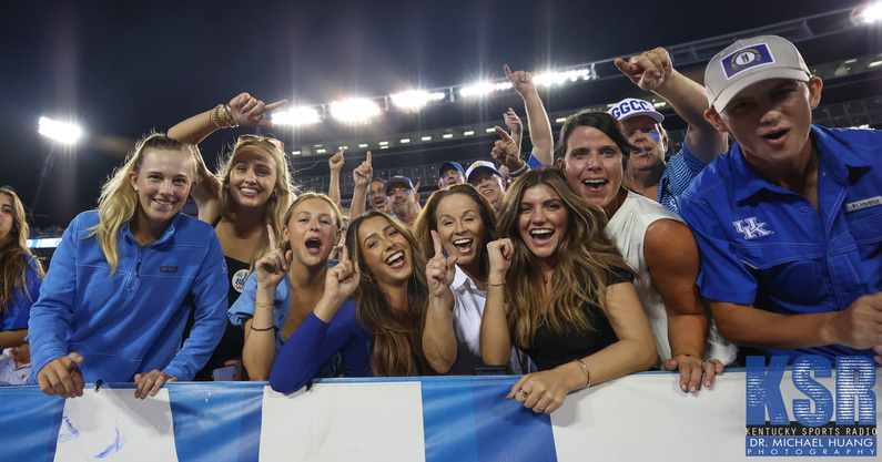 peach-flavored-kentucky-football-bowl-projections-bye-week