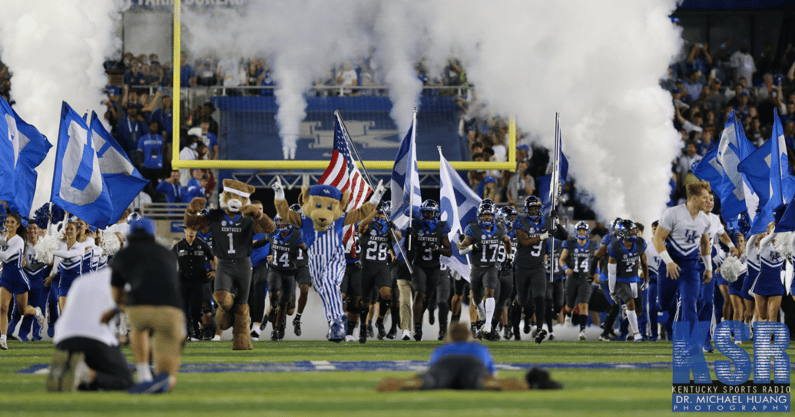 kentucky-football-recruits-soak-win-over-lsu