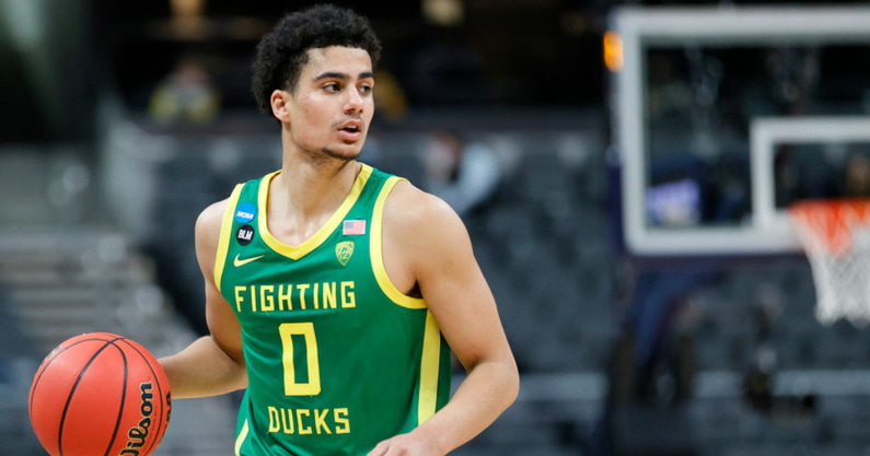 oregons-will-richardson-selected-to-pac-12-preseason-all-conference-team