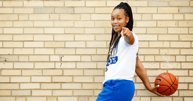 kentucky-wbb-adds-walk-on-kristen-crenshaw-gill-2021-22-roster