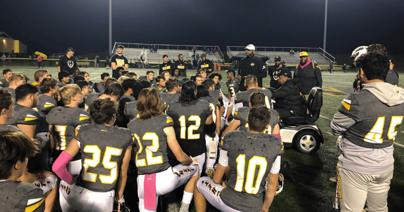 woodford-county-defeats-collins-64-21-remain-undefeated