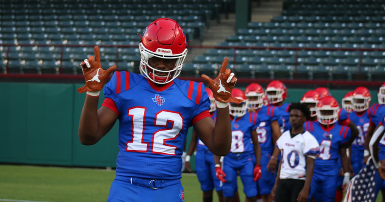 E1000F19-0264-4586-83F6-BE03A19AEE15.jpe