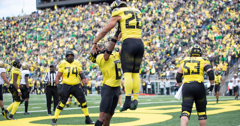 first-college-football-playoff-rankings-top-25-bcs-top-25-week-9-georgia-cincinnati-oklahoma-oregon