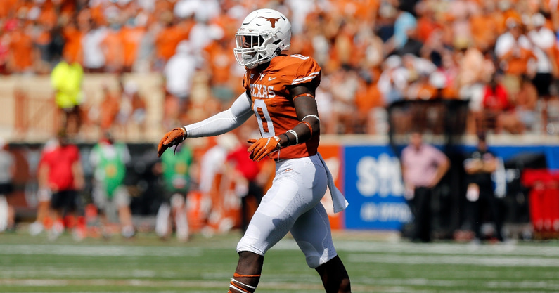 Texas linebacker DeMarvion Overshown leaves Iowa State game with injury