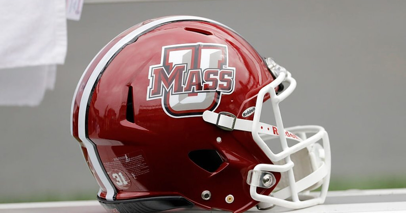 Umass Coach Don Brown Names New Offensive Coordinator 2119