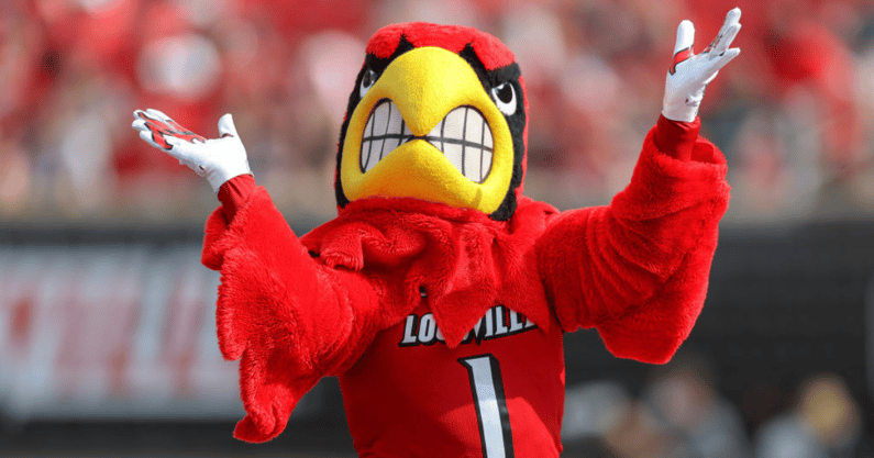 the-flu-is-making-its-way-through-louisvilles-locker-room
