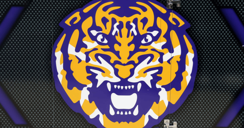 Buzz-picking-up-around-current-SEC-coach-as-top-LSU-Tigers-head-coach-candidate-Kentucky-Wildcats-Mark-Stoops-Texas-AM-Jimbo-Fisher