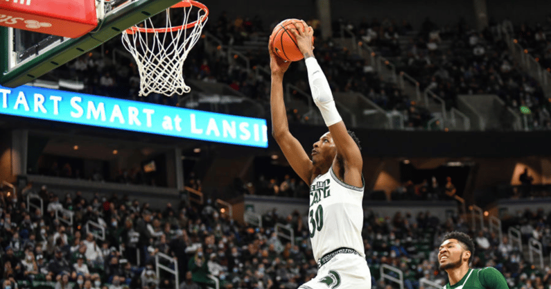 WATCH-Michigan-State-Spartans-basketball-wins-on-alley-oop-dunk-Marcus-Bingham-Jr-Tyson-Walker