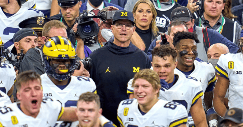 chat-answering-michigan-football-and-basketball-questions